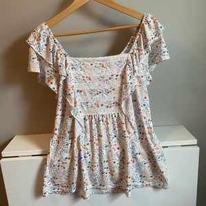 Like new Grace & Lace Ditsy floral top
